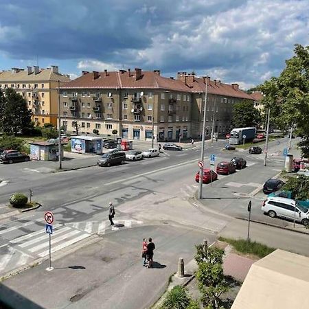 Priestranny 3 Izb. Apartman V Centre S Parkovanim. Apartment Banska Bystrica Exterior photo